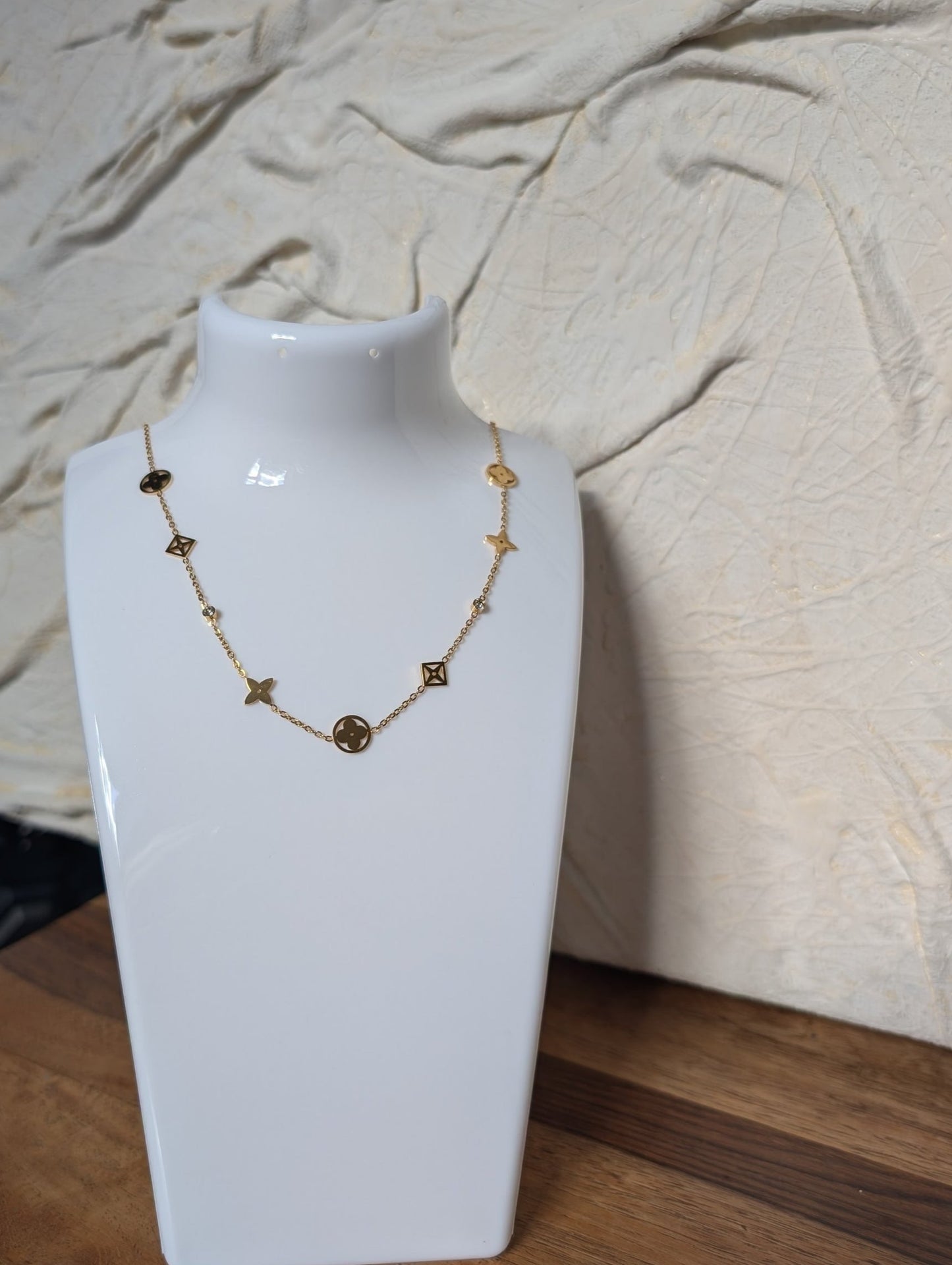 The Maia Necklace